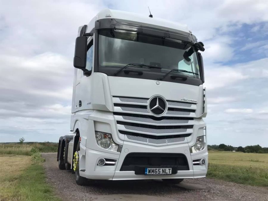 Mercedes Actros Big Space