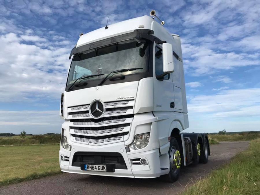 Mercedes Actros Giga Space 2545