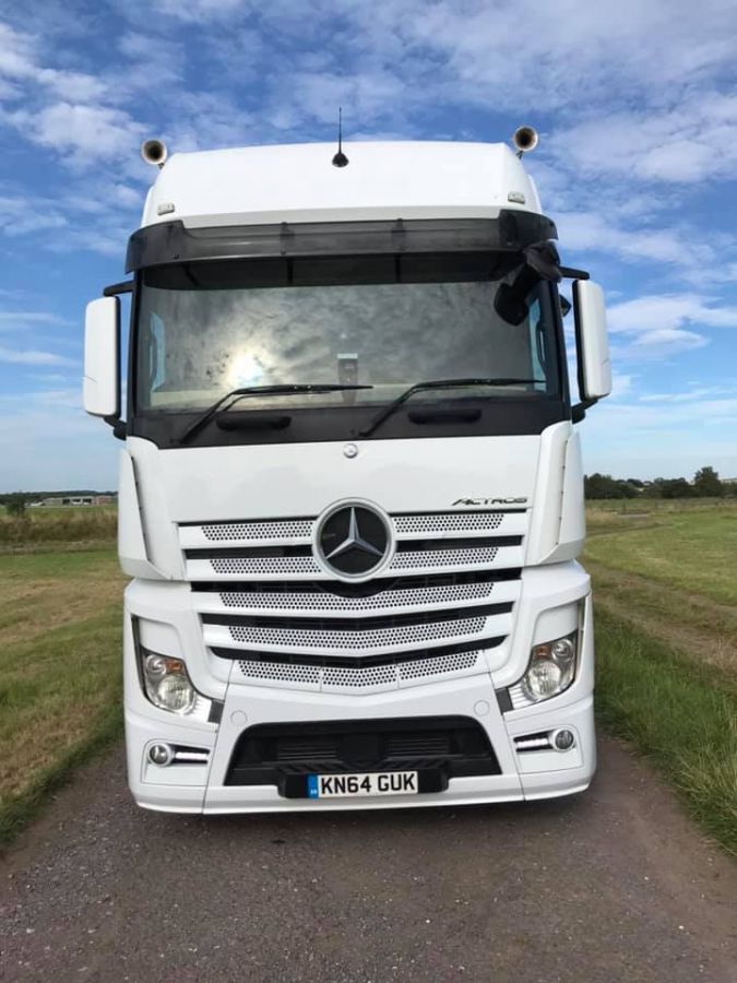 Mercedes Actros Giga Space 2545