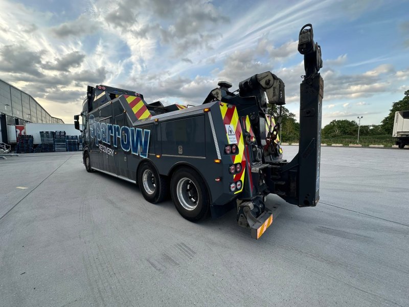 Scania V8 R650 6x2