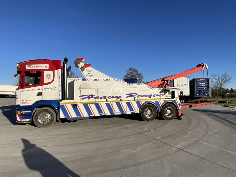 Scania R440 Essel 3317 Underlift
