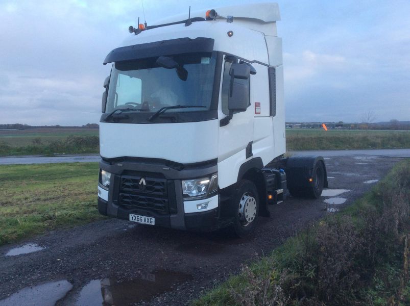 Renault  T Range 430 4x2 Tractor Unit