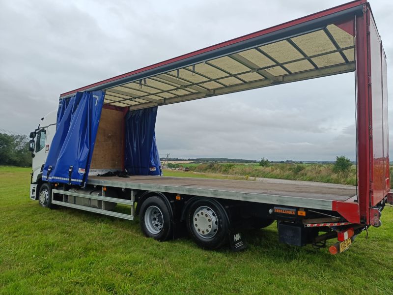 Renault  T380 Curtainsider 