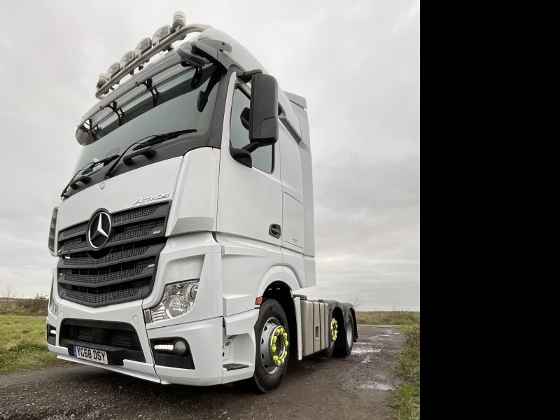 Mercedes Actros  2545 Midlift Hydraulics Low Km