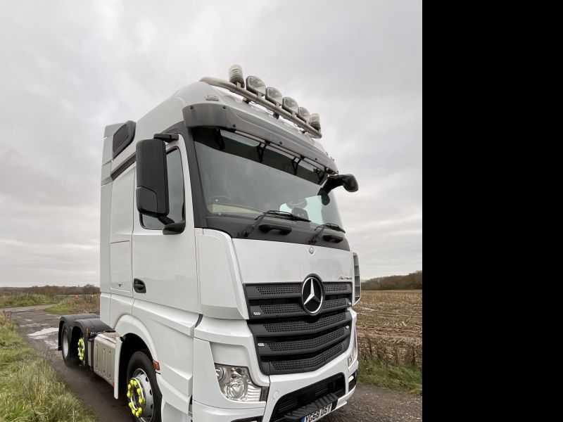 Mercedes Actros  2545 Midlift Hydraulics Low Km