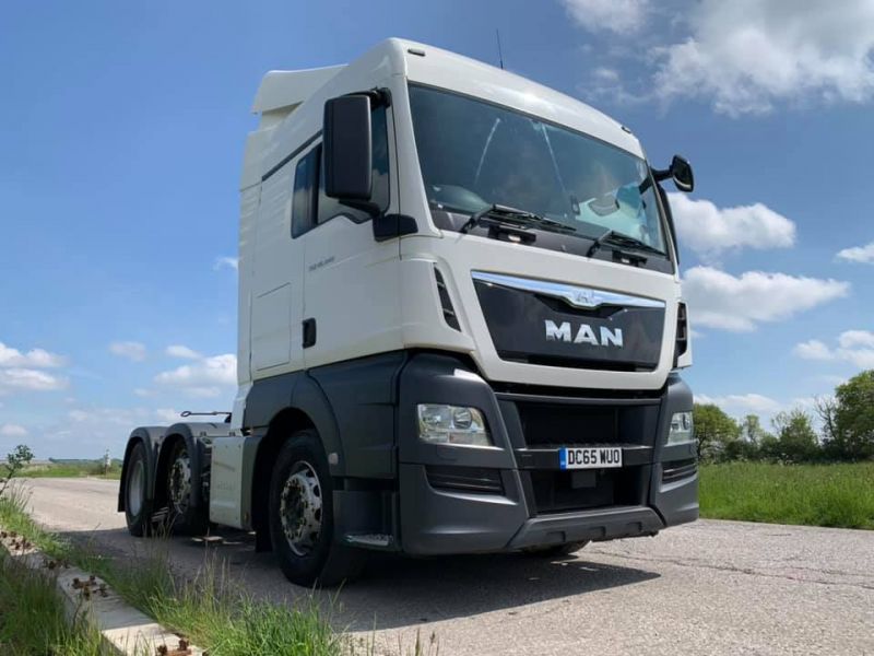 MAN TGX 26.440 6X2 MIDLIFT TRACTOR UNIT