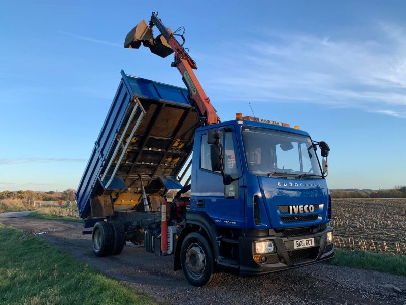 IVECO  EUROCARGO 15-220 TIPPER GRAB