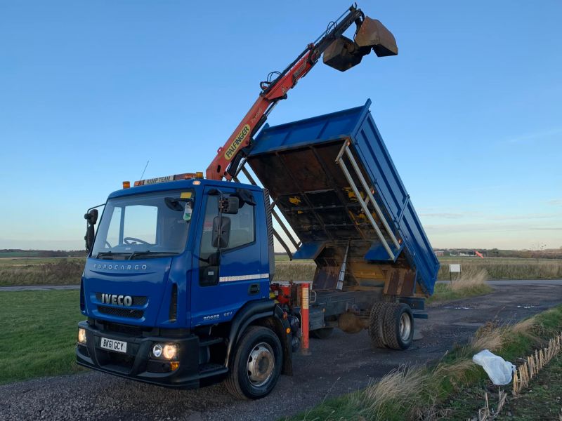 IVECO  EUROCARGO 15-220 TIPPER GRAB