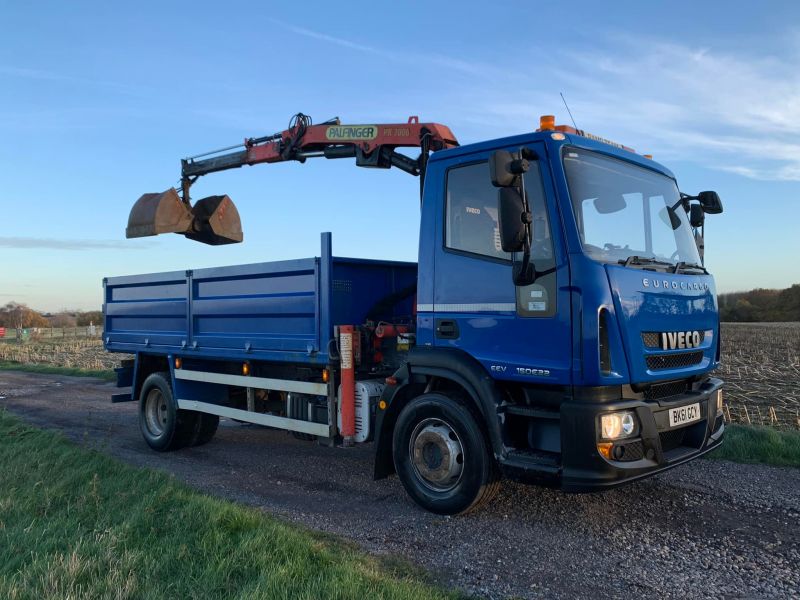 IVECO  EUROCARGO 15-220 TIPPER GRAB